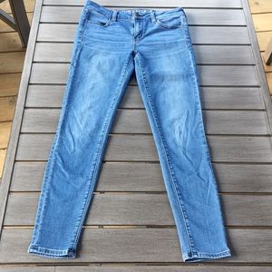 American Eagle Denim jeans
